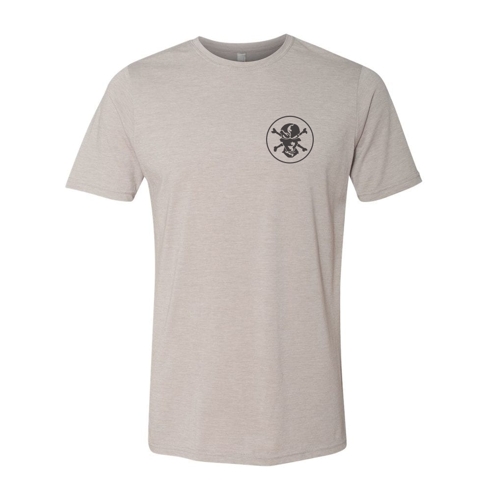 Vintage Skull & Redfish T-Shirt, Silver - Flats Pirate Fishing Apparel